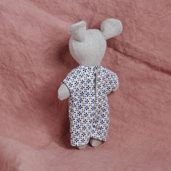 Theodore mouse in night pajamas - Image 2